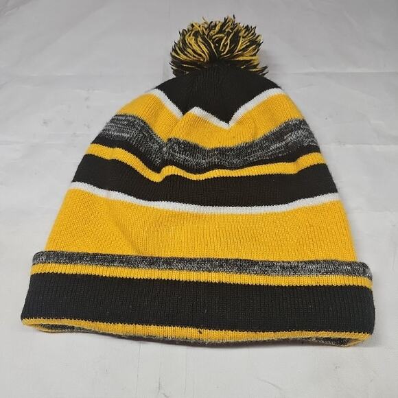 New Era NFL Pittsburgh Steelers Yellow/Black One Size Knit Football Winter Hat - Picture 2 of 5